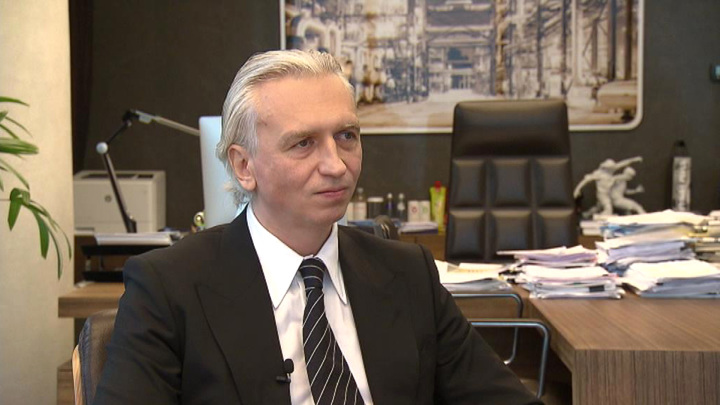 Дюков сообщил, в каком случае будет продлен контракт Карпина