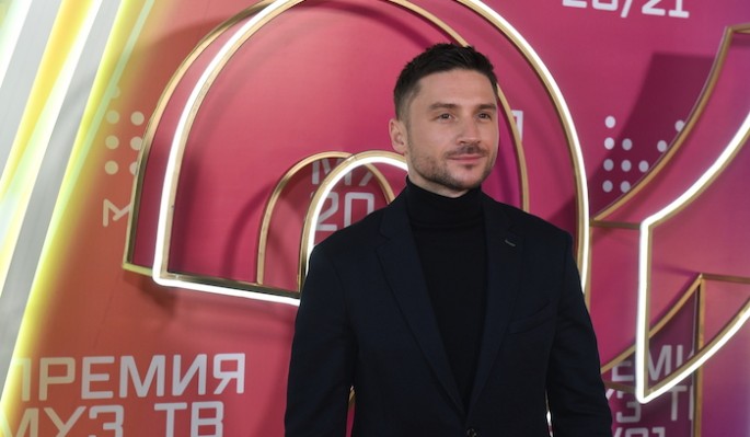 Лазарев публично обратился к своему нежному дружку: Игрища начались