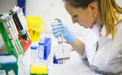 «Спутник V» возьмет AstraZeneca на буксир