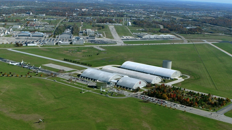 Силы безопасности проверяют информацию о стрельбе на базе ВВС США в Огайо