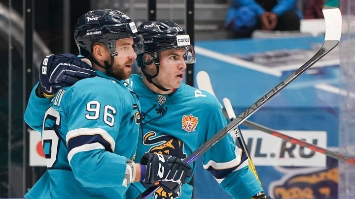 Хоккеисты "Сочи" прервали победную серию "Спартака"