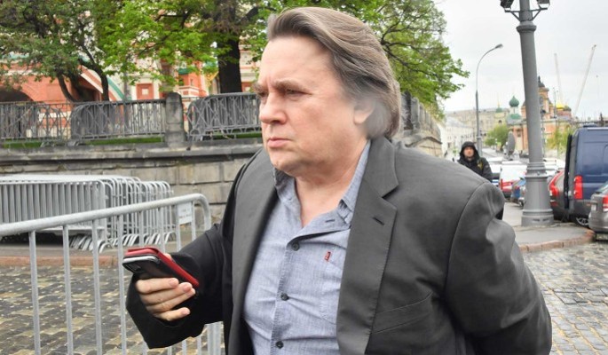 "Эрнст не стал бы продлевать": что ждет шоу "Голос"